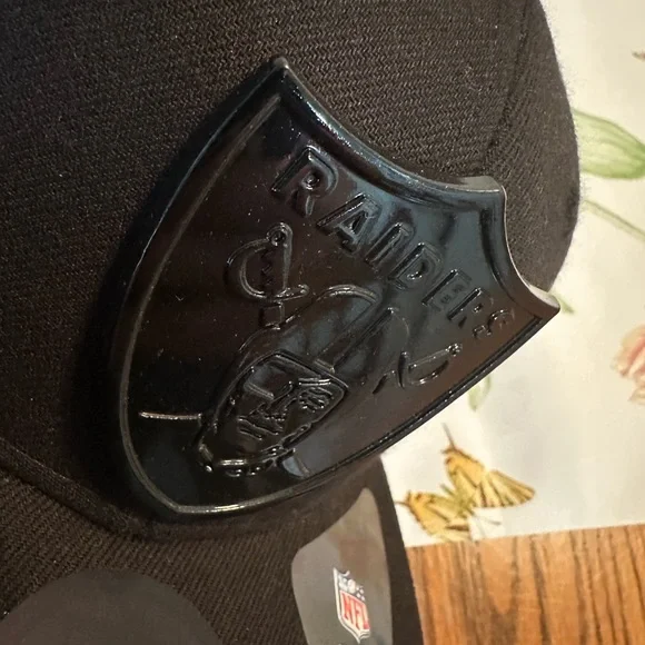 New Era Black Raiders 9FIFTY Snapback Hat - Picture 3 of 8